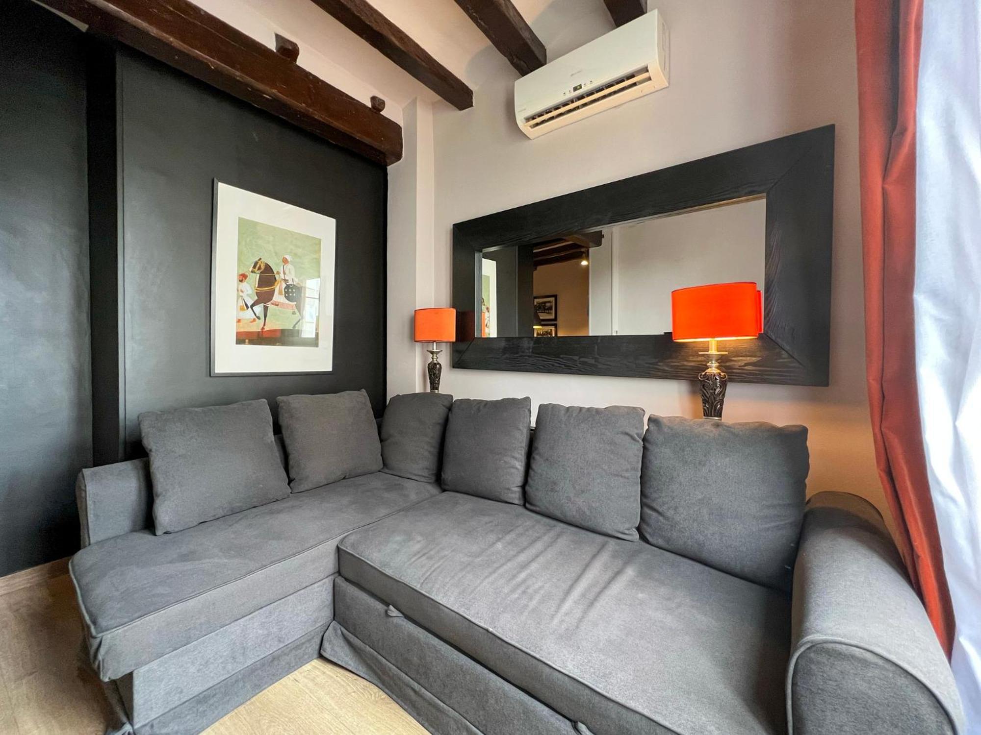 Stay U-Nique Apartments Est Barcelona Exterior photo
